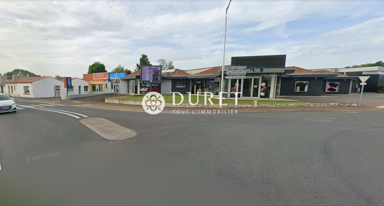 Local commercial · 80 m² · Location — photo 1
