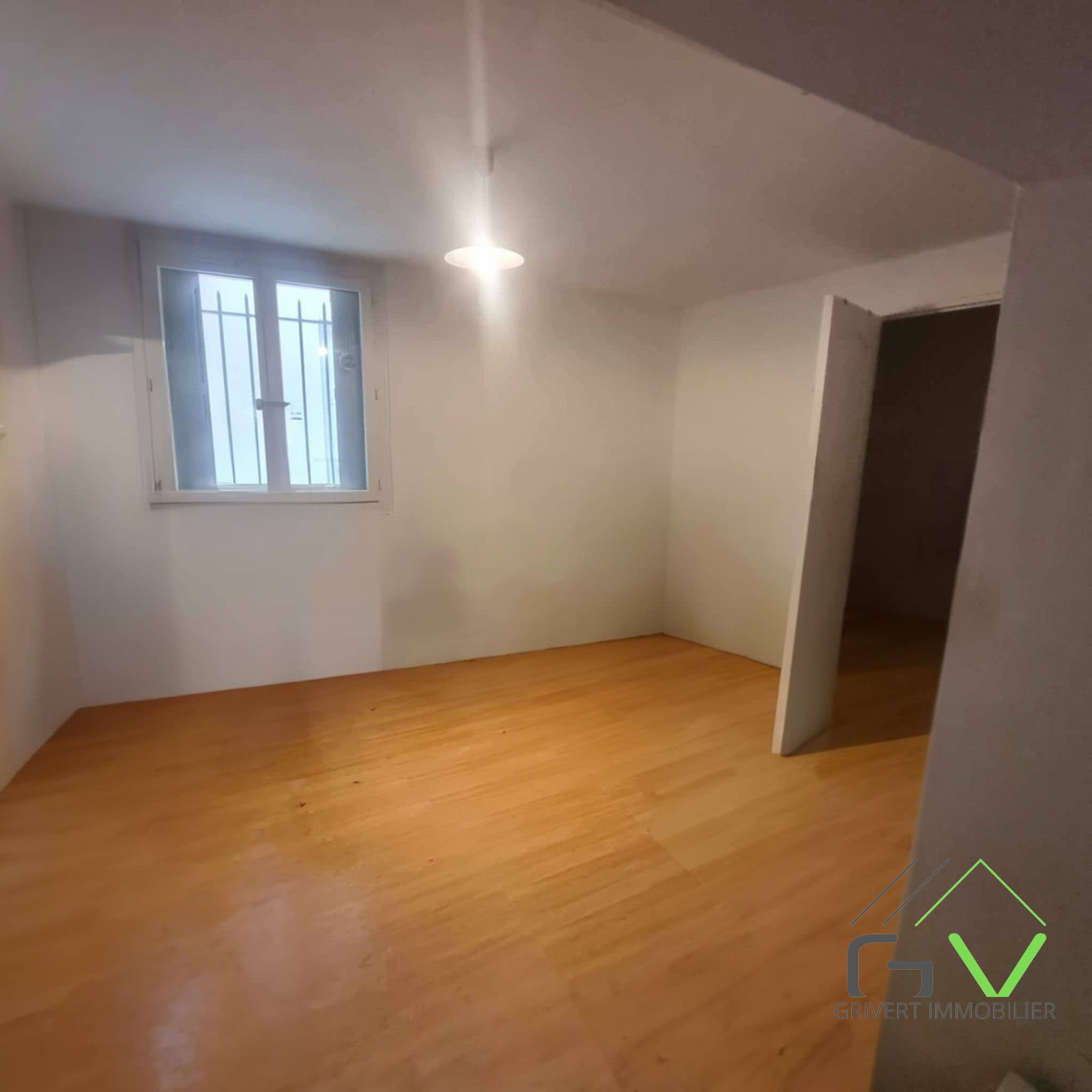 Local commercial · 48 m² · Achat des murs — photo 3