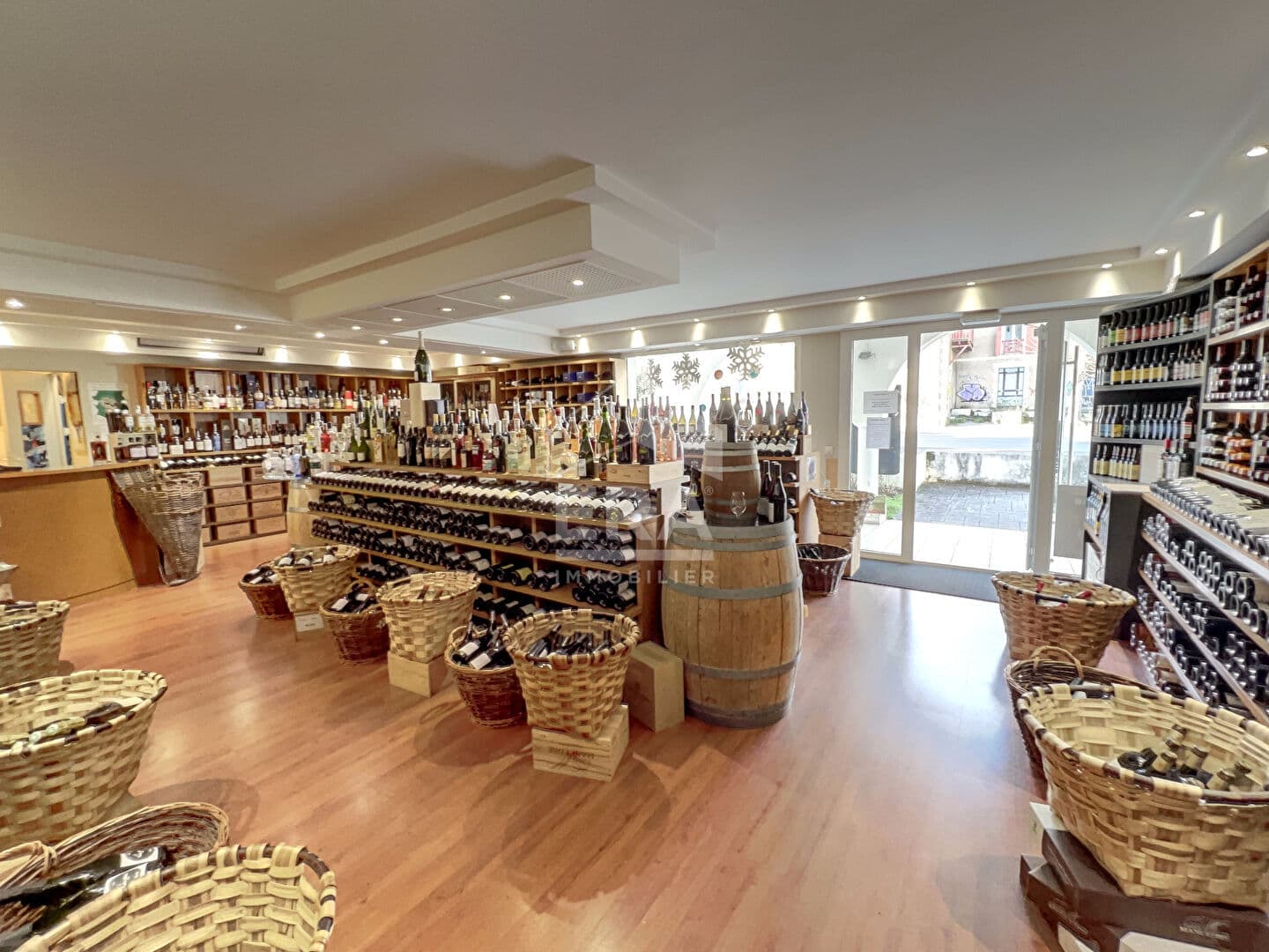 Local commercial 90 m² — PYRENEES ATLANTIQUES — photo 1