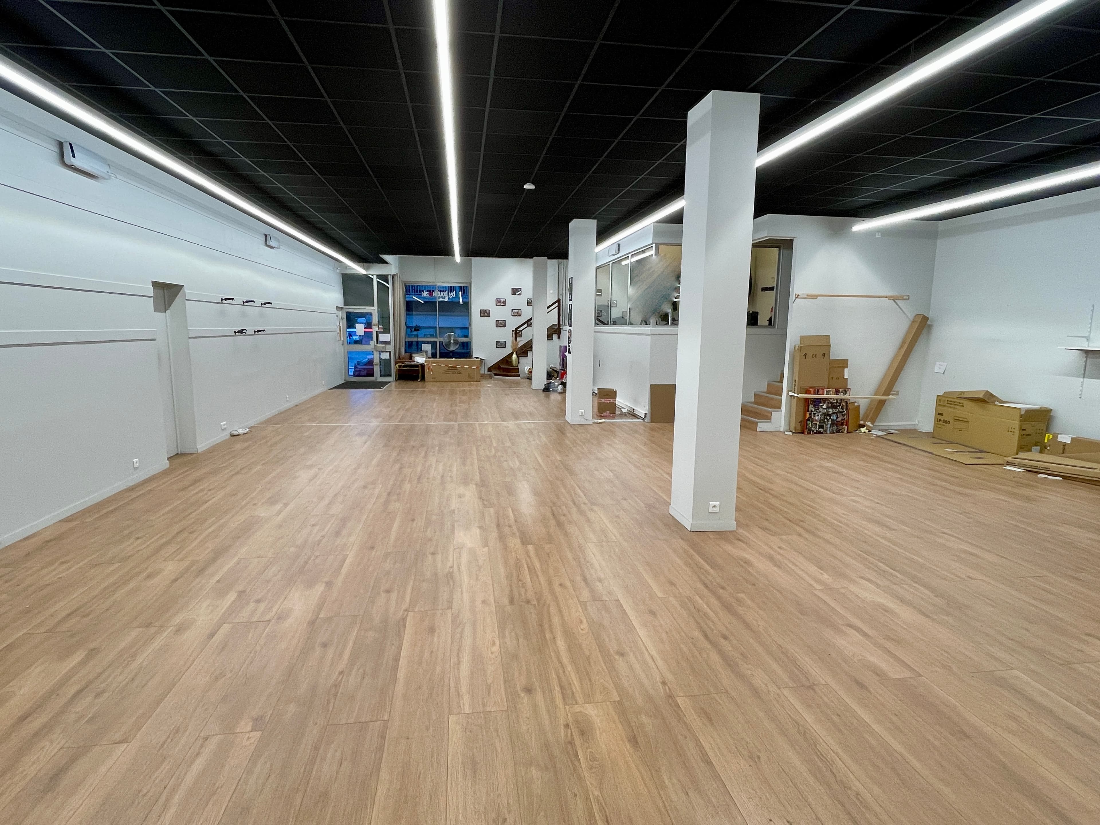 Local commercial · 200 m² · Achat des murs — photo 1