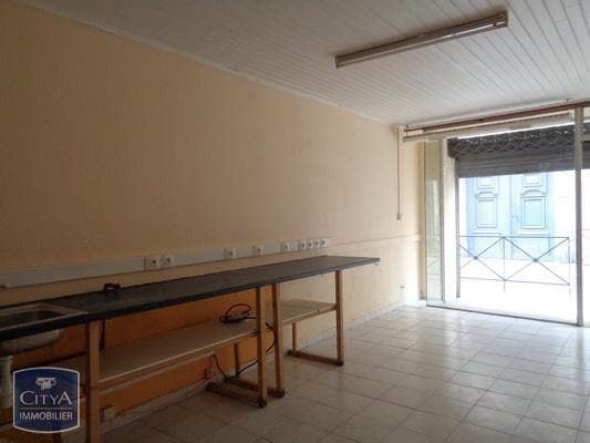 Local commercial — CARCASSONNE — photo 1