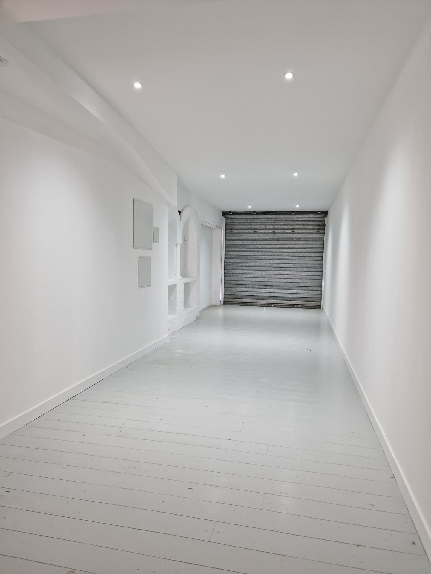 Local commercial 51 m² — GRUISSAN — photo 1