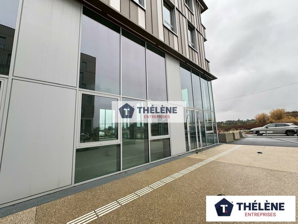 Local commercial · 292 m² · Location — photo 1