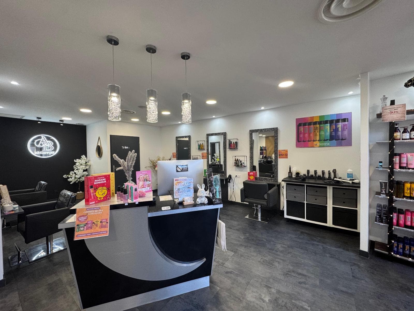 Local commercial 60 m² — VAR — photo 1