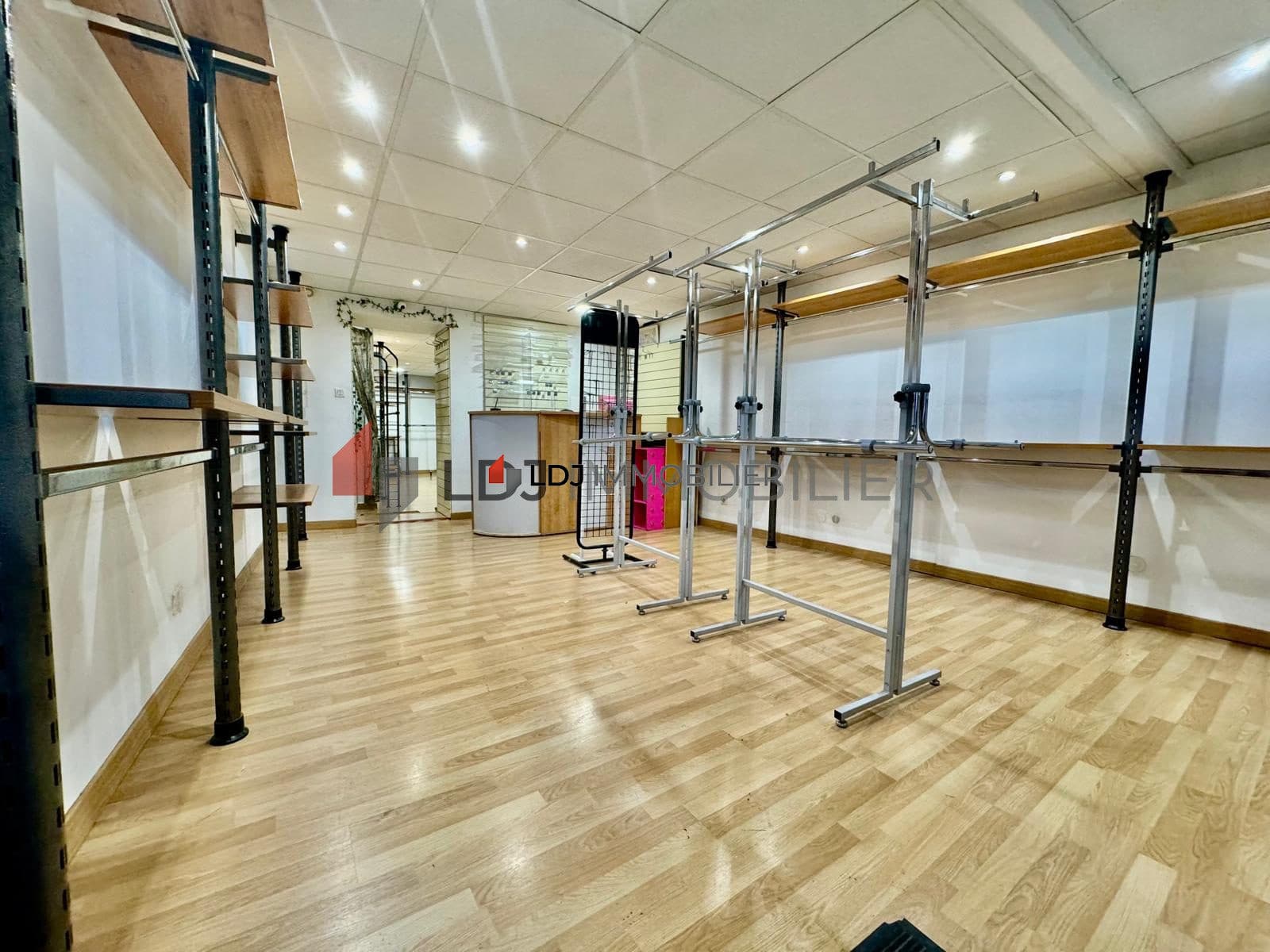 Local commercial · 35 m² · Location — photo 2