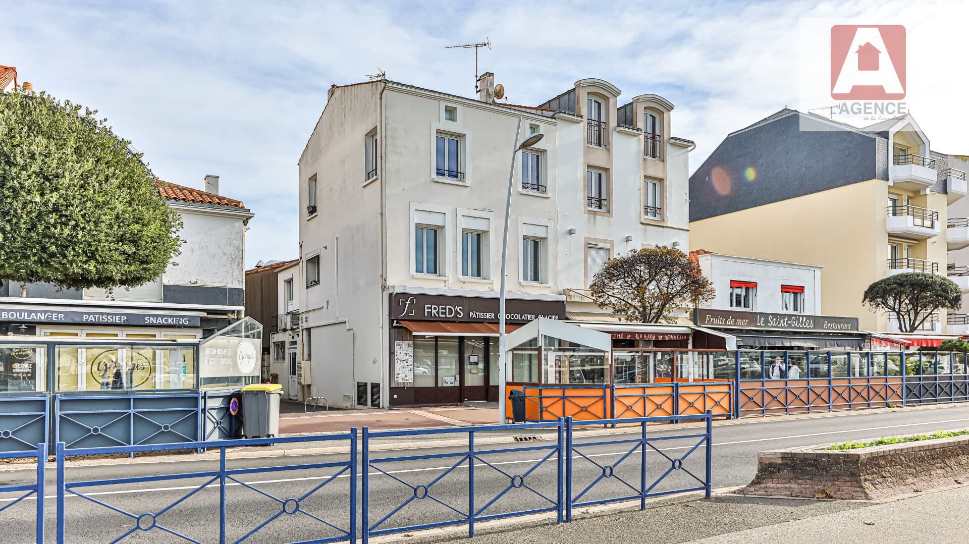 Local commercial 65 m² — VENDEE — photo 1