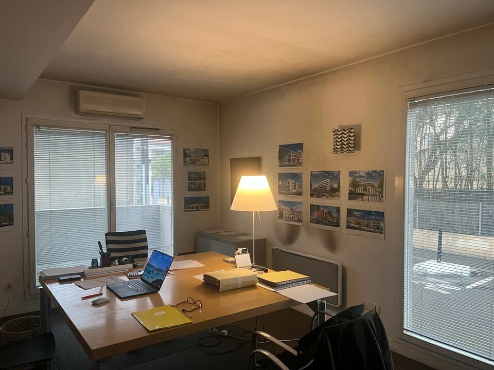 Local commercial 116 m² — NIMES — photo 1