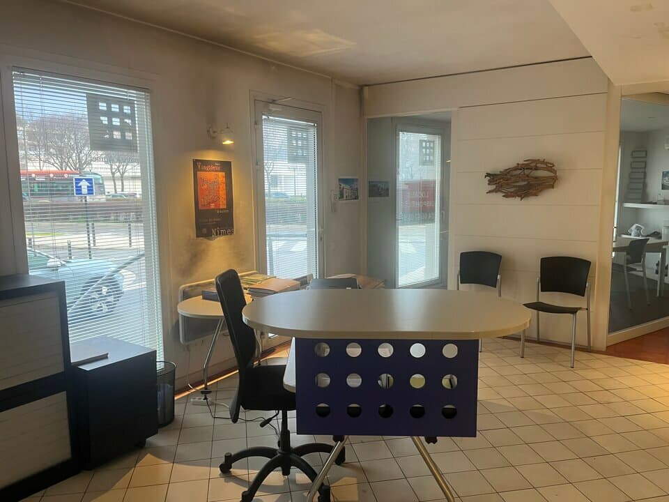 Local commercial · 116 m² · Achat des murs — photo 2