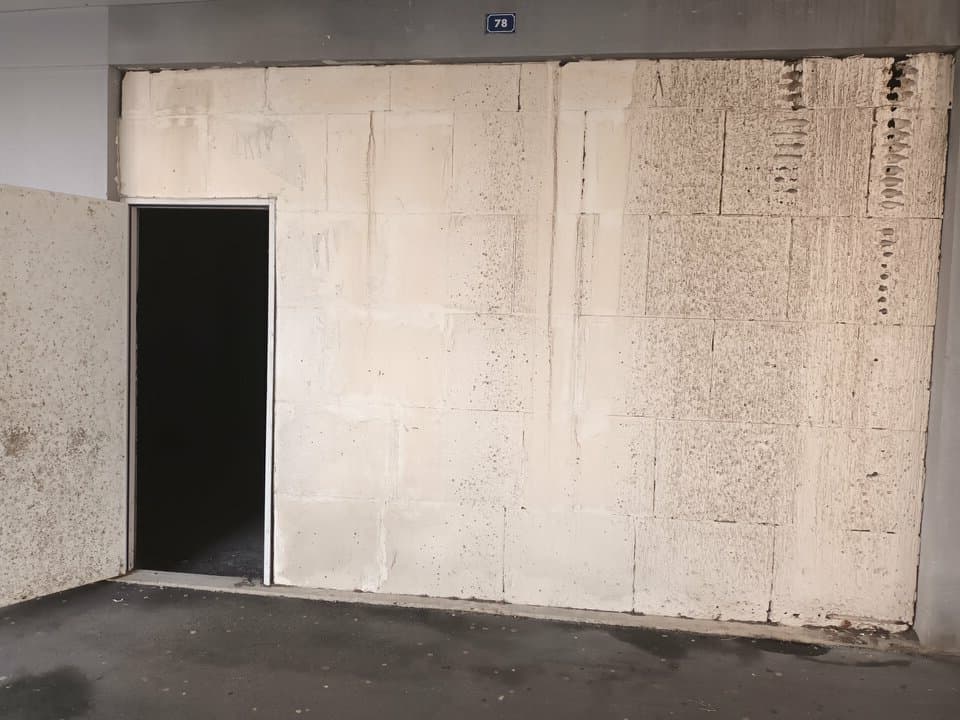 Local commercial · 281 m² · Location — photo 1