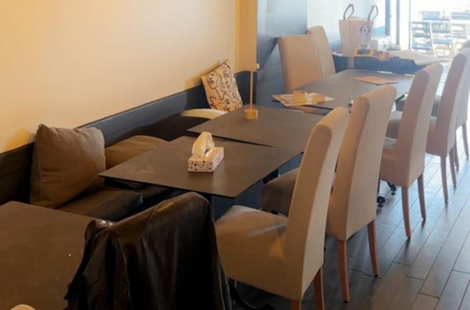 Local commercial · 65 m² · Location — photo 2