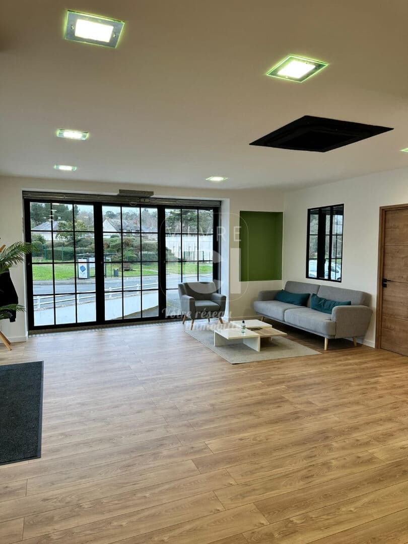 Local commercial 280 m² — MAINE ET LOIRE — photo 1