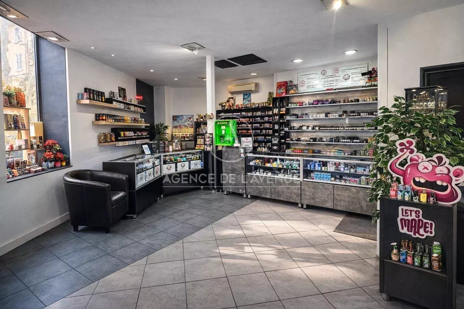 Local commercial · 65 m² · Location — photo 2
