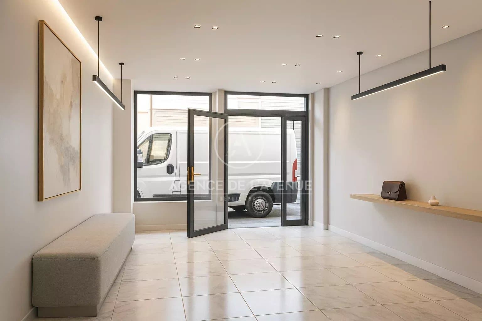 Local commercial · 34 m² · Location — photo 1