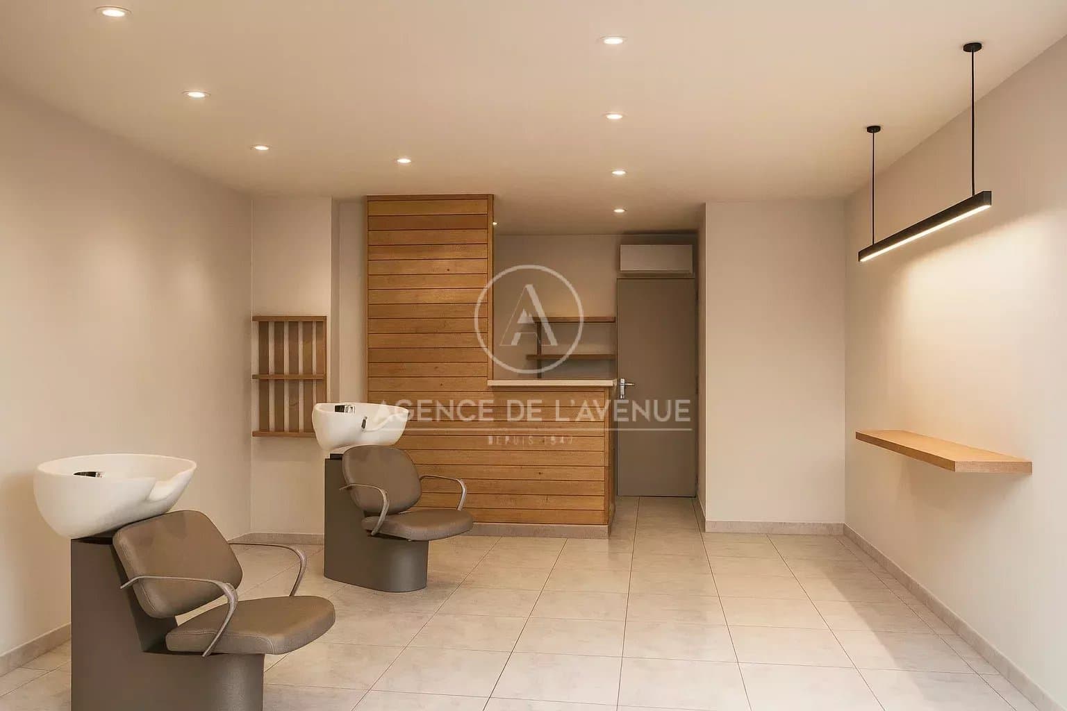 Local commercial · 34 m² · Location — photo 2