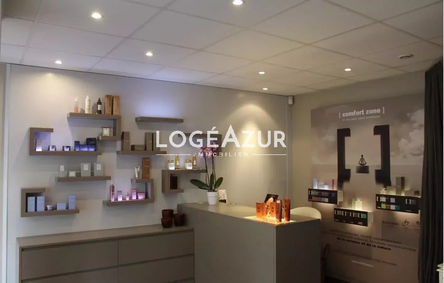 Local commercial — JUAN LES PINS — photo 1