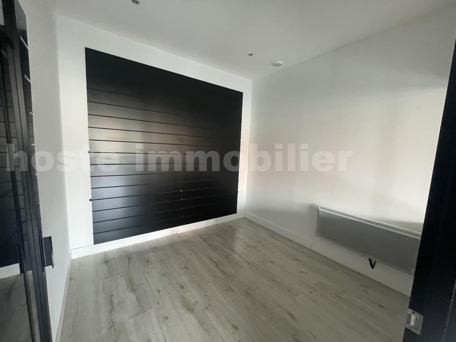 Local commercial · 59 m² · Location — photo 3