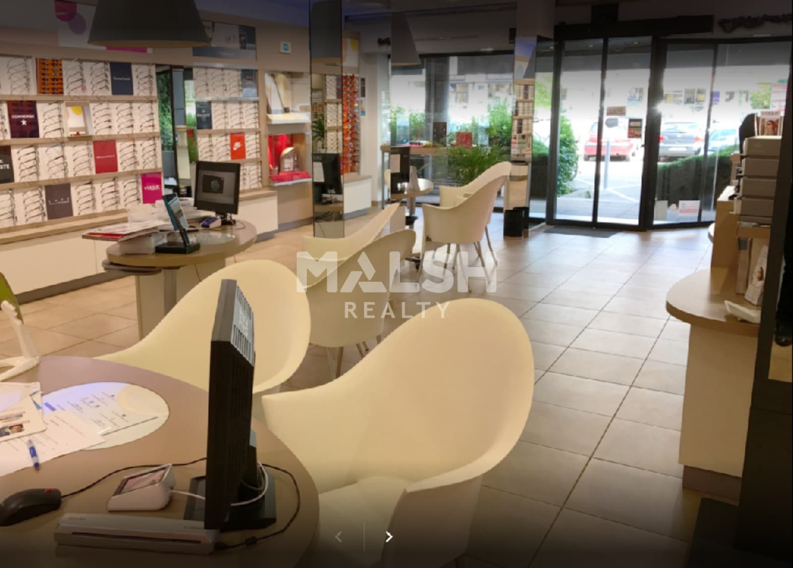 Local commercial 138 m² — RHONE — photo 1