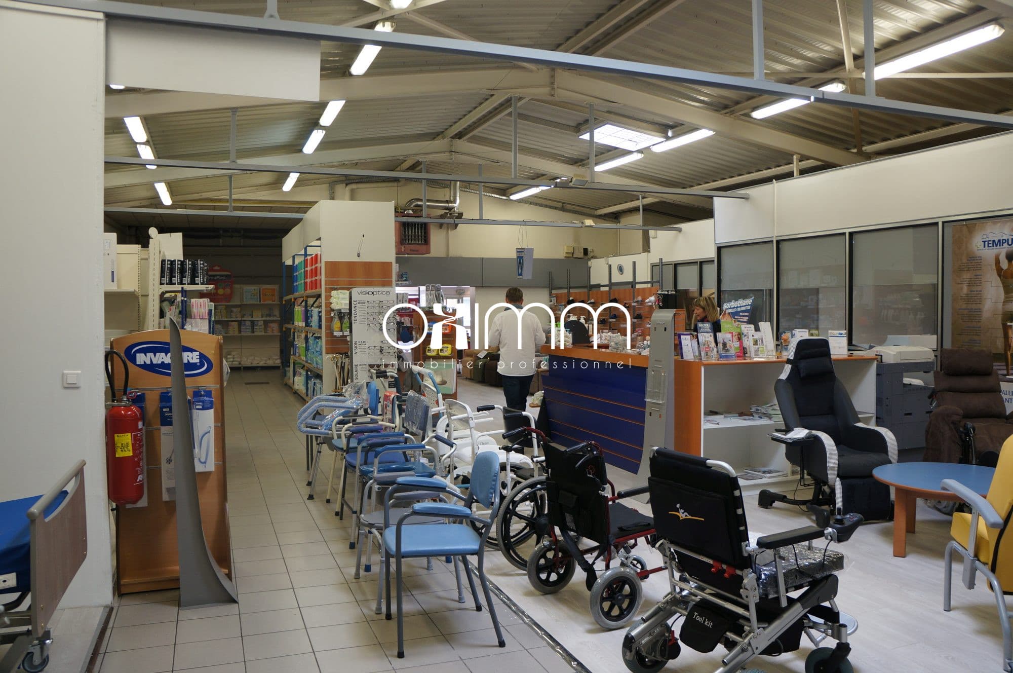 Local commercial · 420 m² · Achat des murs — photo 1