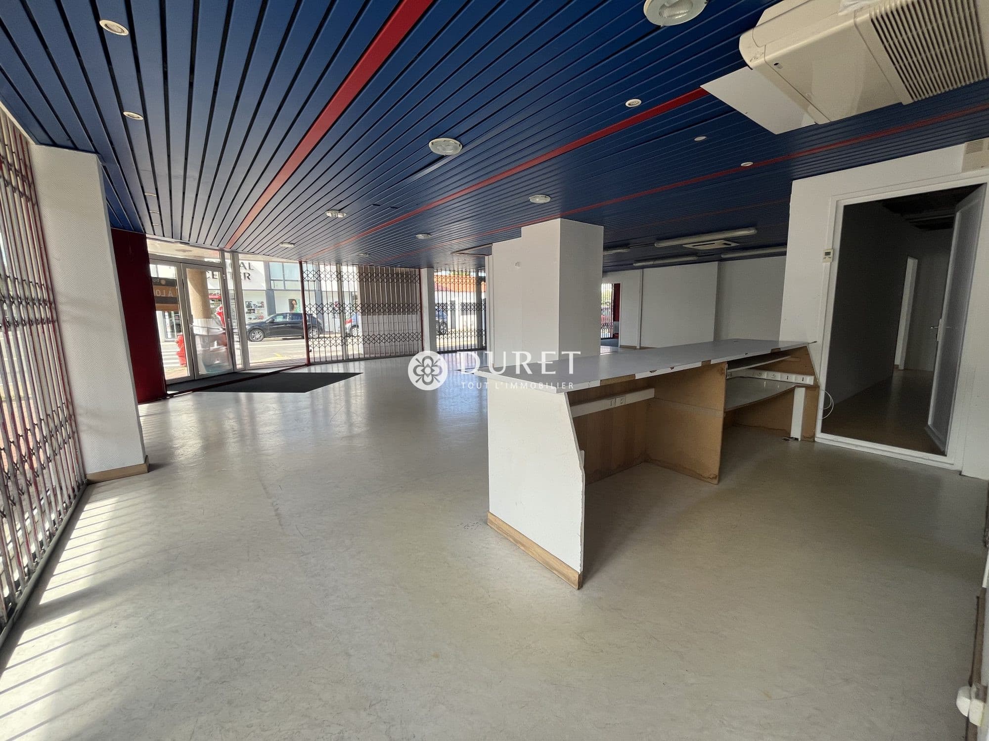 Local commercial · 140 m² · Location — photo 2