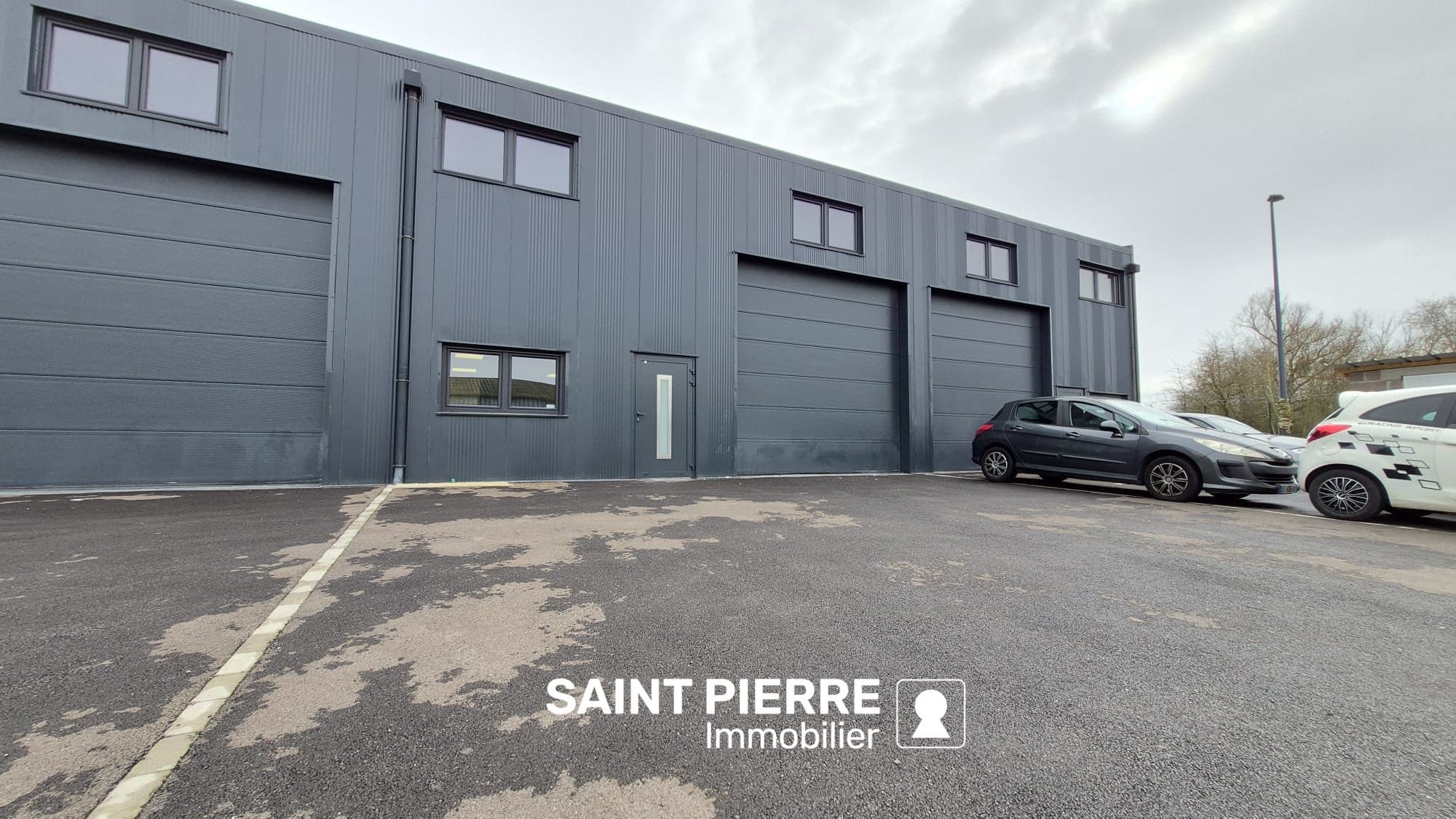 Local commercial · 166 m² · Achat des murs — photo 1