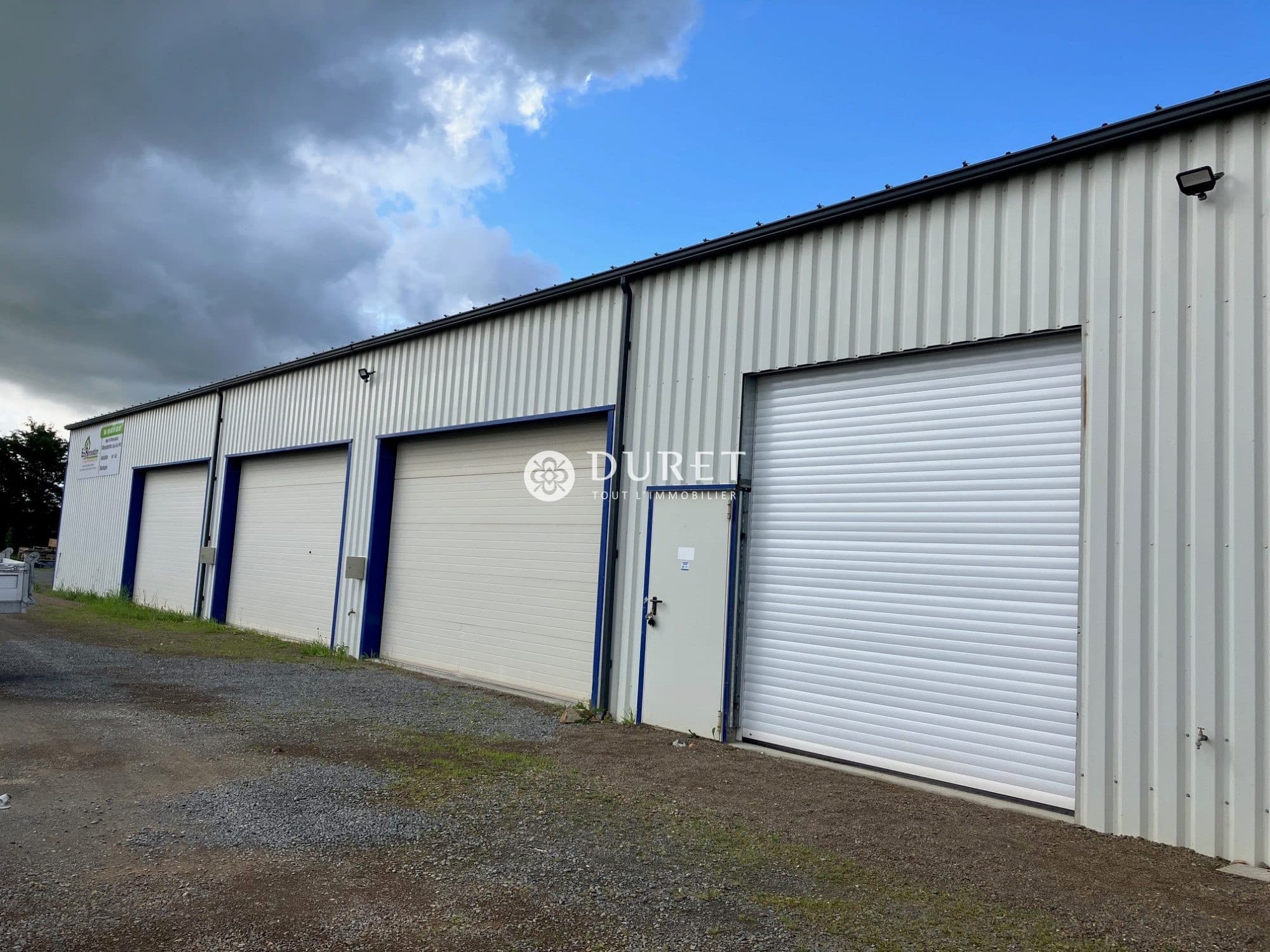 Local commercial · 80 m² · Location — photo 3