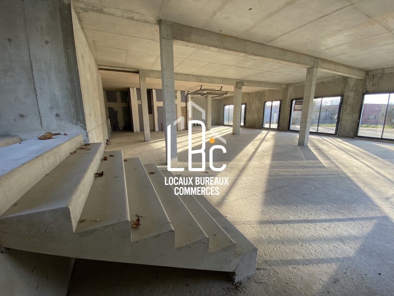 Local commercial · 275 m² · Achat des murs — photo 3
