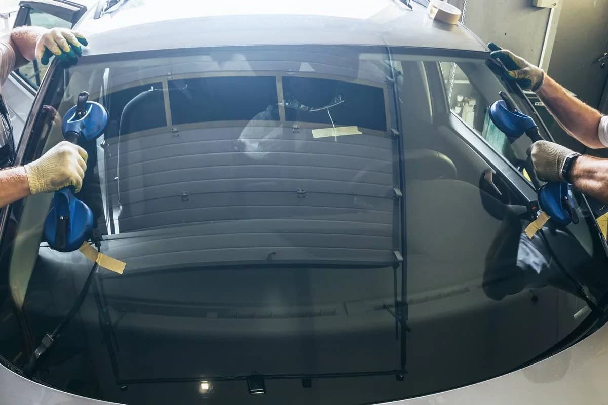 Local commercial 400 m² — LA ROCHE SUR YON — photo 1