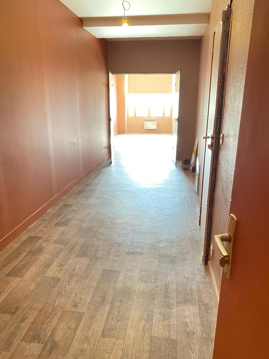 Local commercial 35 m² — BORDEAUX — photo 1