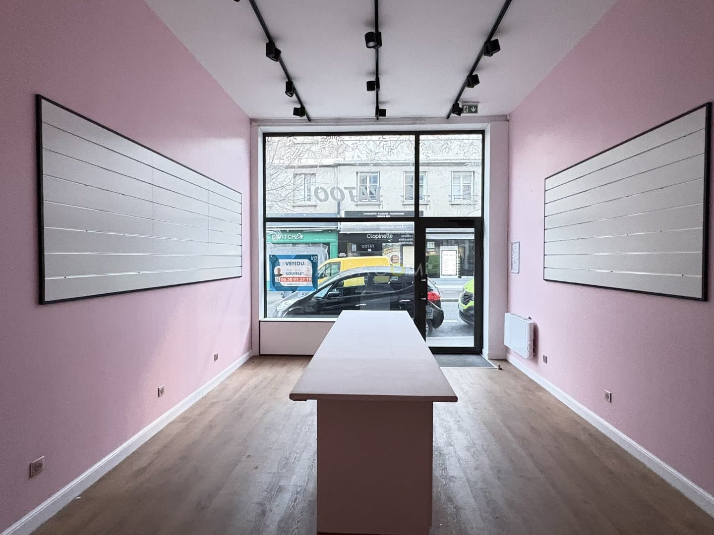 Local commercial 30 m² — TOURS — photo 1