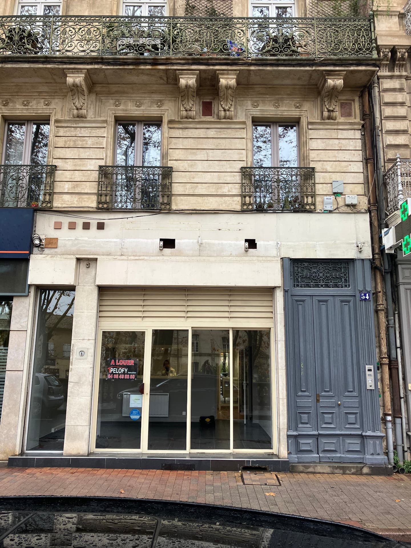 Local commercial 60 m² — NARBONNE — photo 1