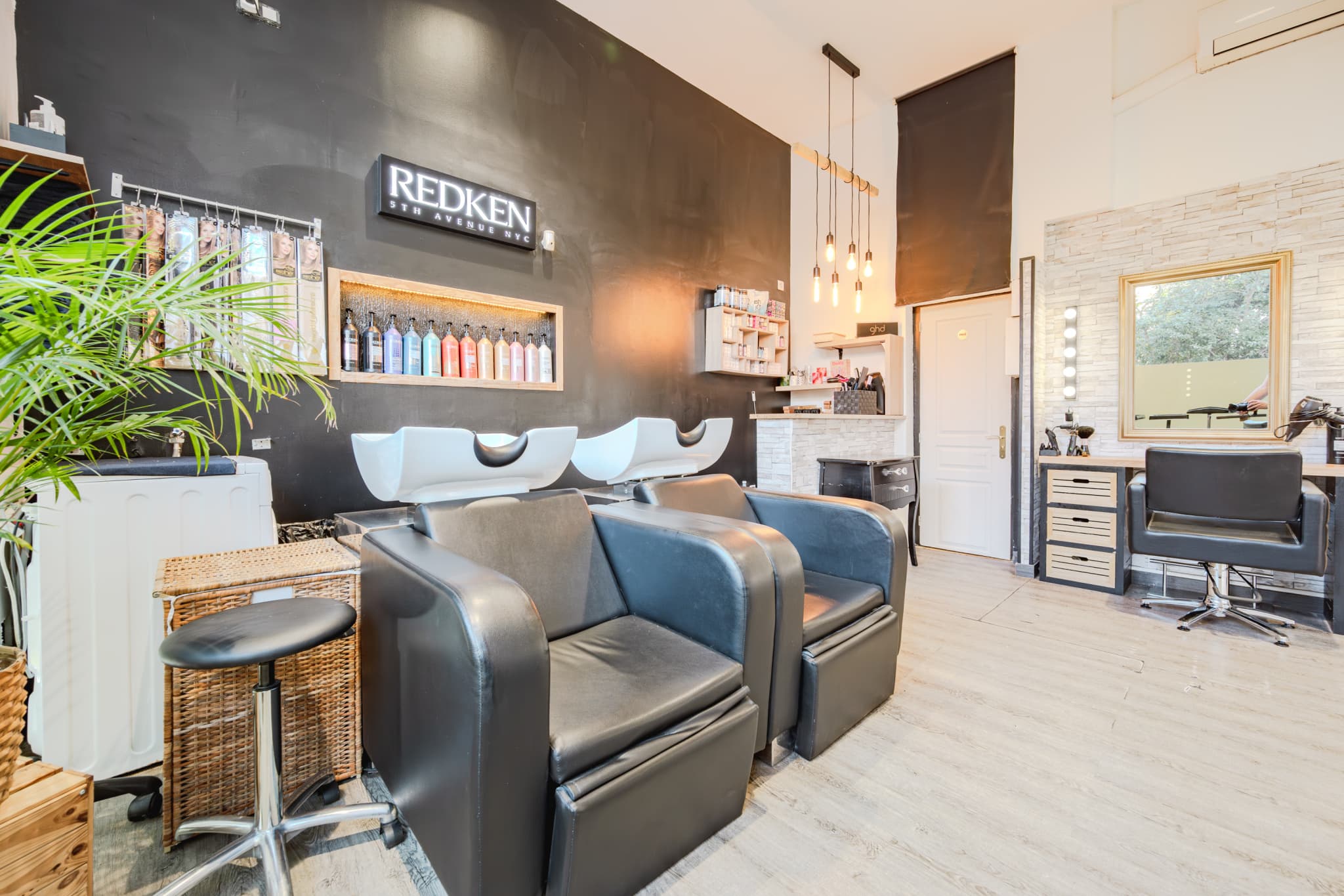 Coiffure · 34 m² · Fonds de commerce — photo 1