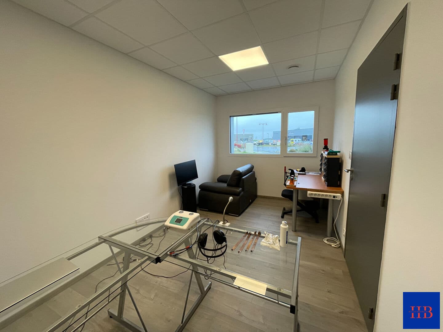 Local commercial — CALVADOS — photo 1