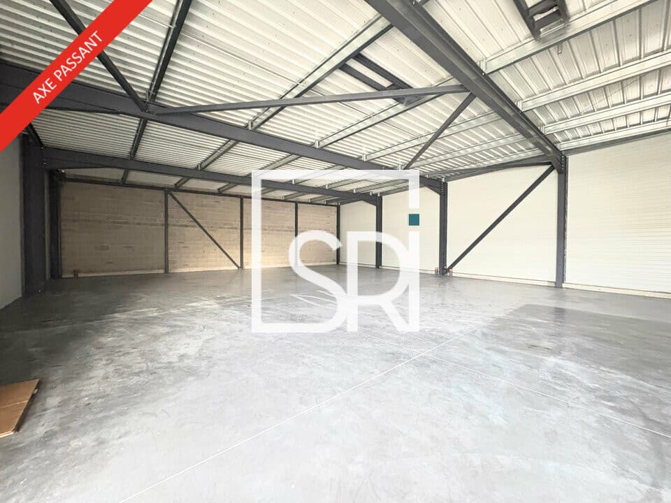 Local commercial · 296 m² · Location — photo 2