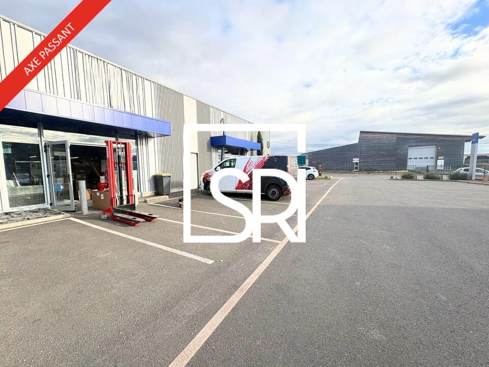 Local commercial · 157 m² · Location — photo 3