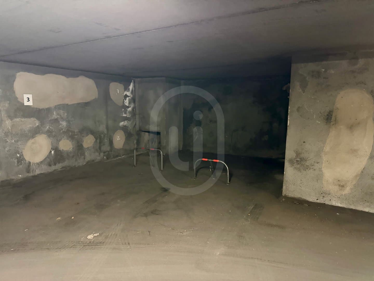 Local commercial · 23 m² · Achat des murs — photo 3
