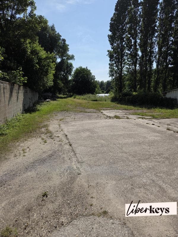 Local commercial · 130 m² · Fonds de commerce — photo 3