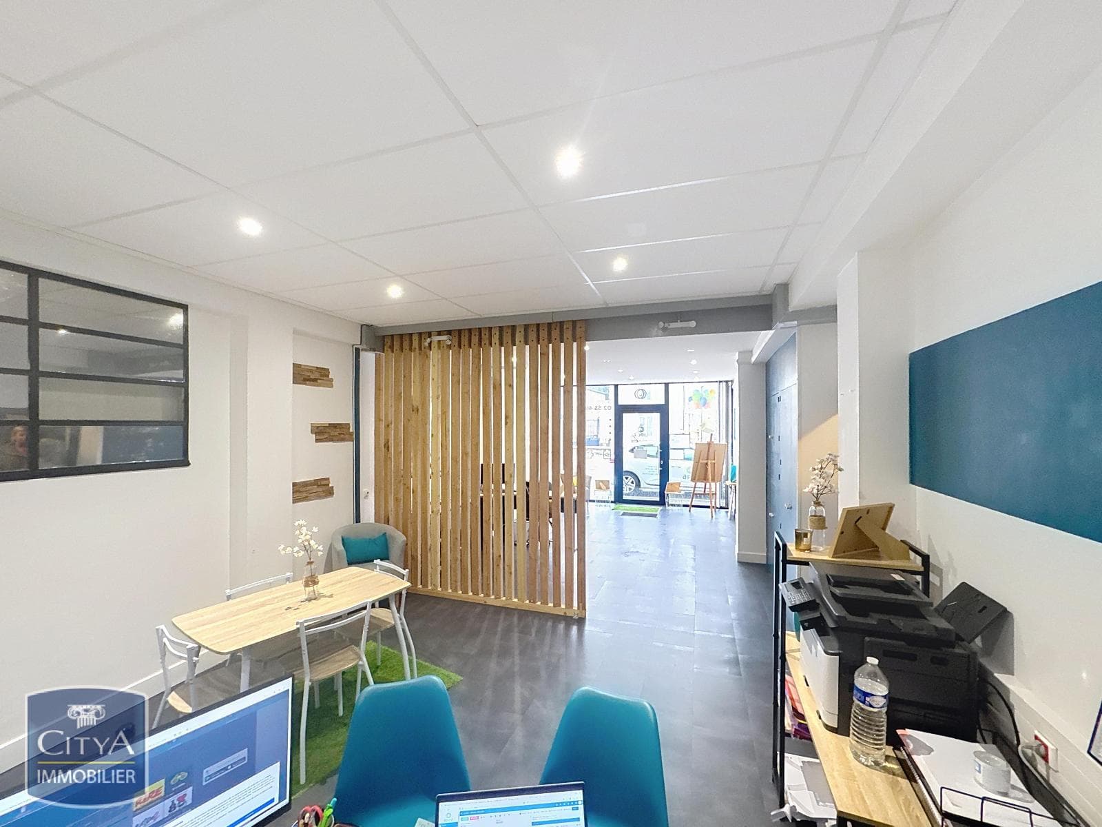 Local commercial · 63 m² · Location — photo 3