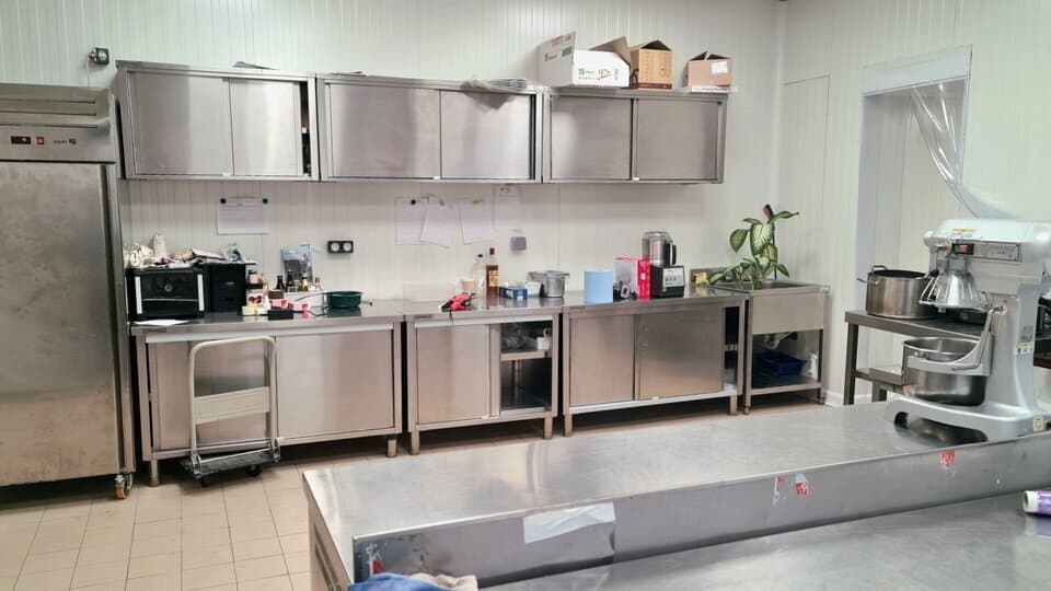 Local commercial · 160 m² · Fonds de commerce — photo 3