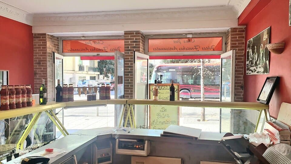 Local commercial · 70 m² · Location — photo 2