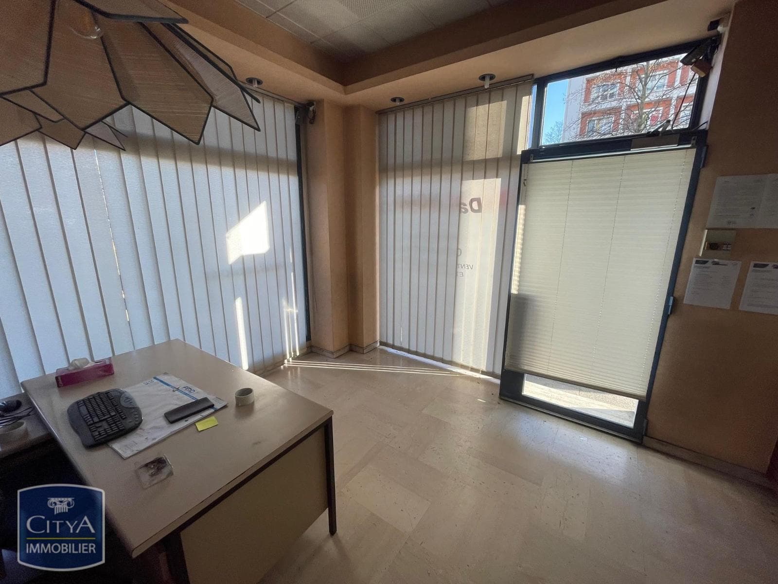 Local commercial · 25 m² · Location — photo 1