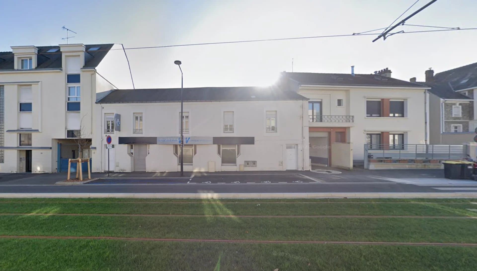 Local commercial 252 m² — ANGERS — photo 1