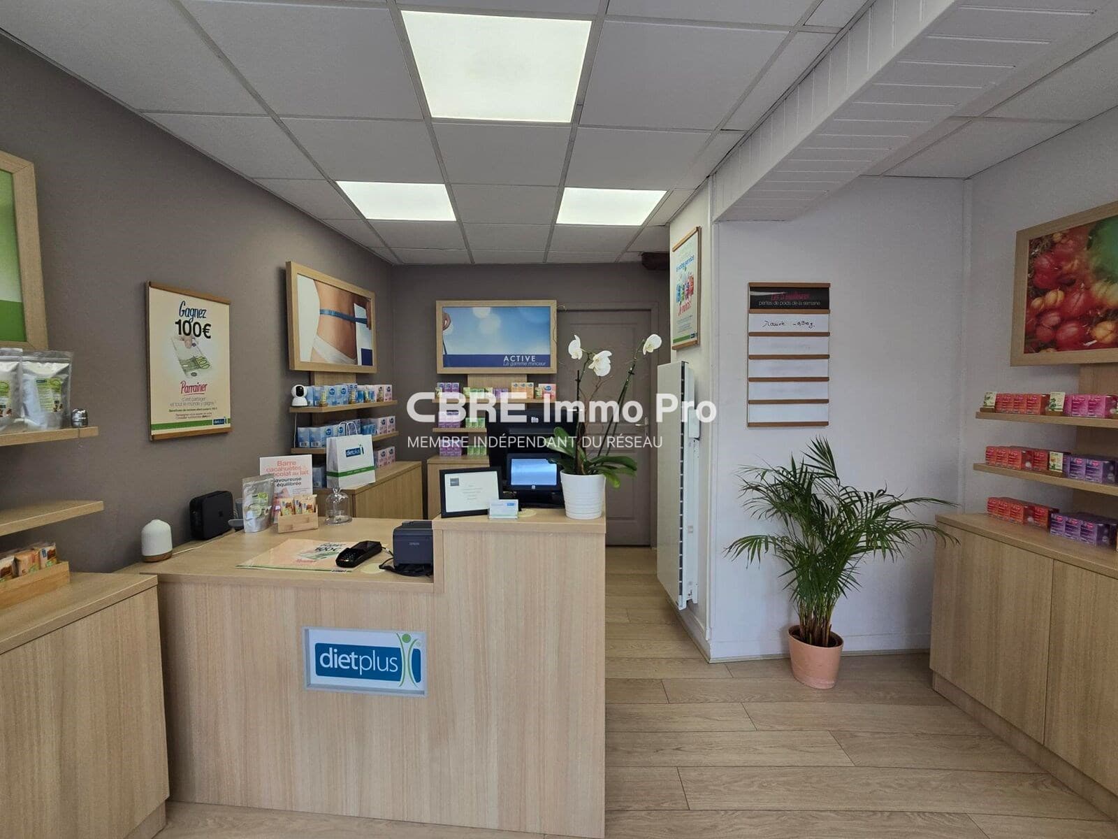 Local commercial 40 m² — VIENNE — photo 1