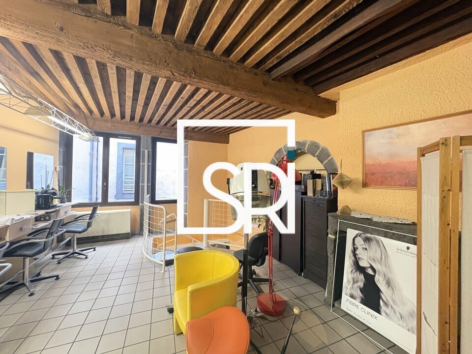 Local commercial · 72 m² · Location — photo 3