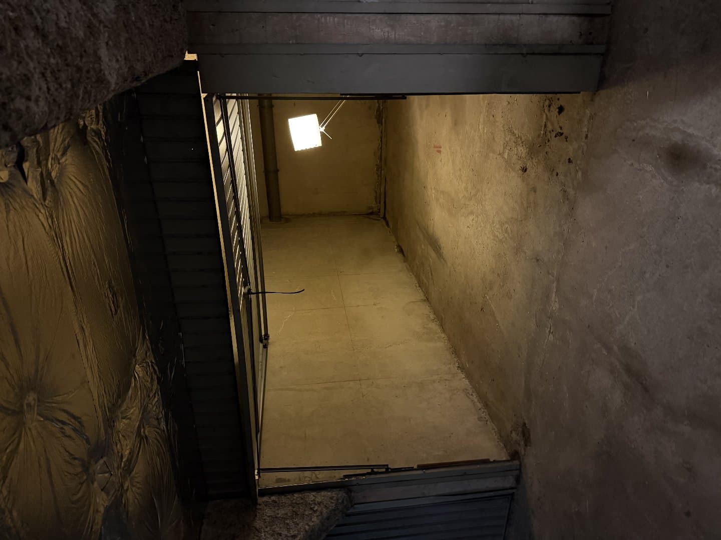 Local commercial · Location — photo 3