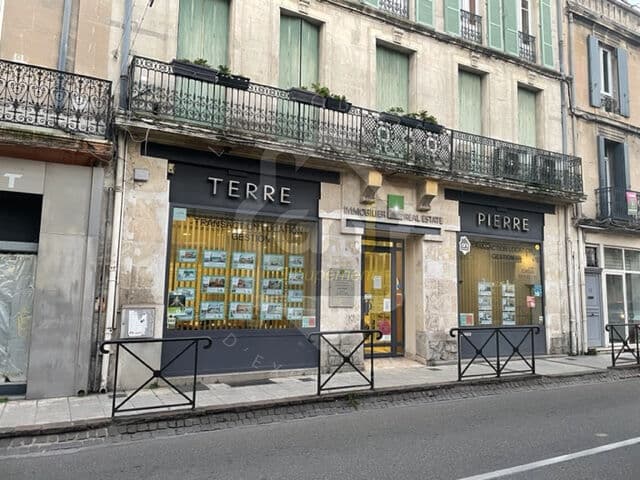 Local commercial 110 m² — BOUCHES DU RHONE — photo 1