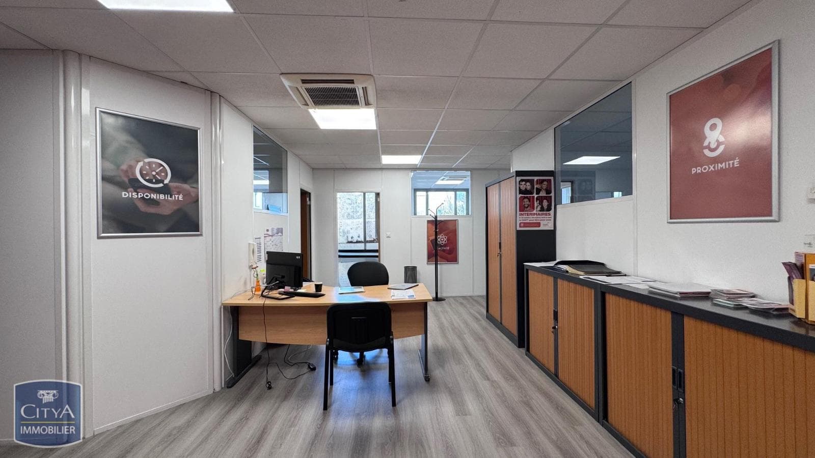 Local commercial 150 m² — GRENOBLE — photo 1