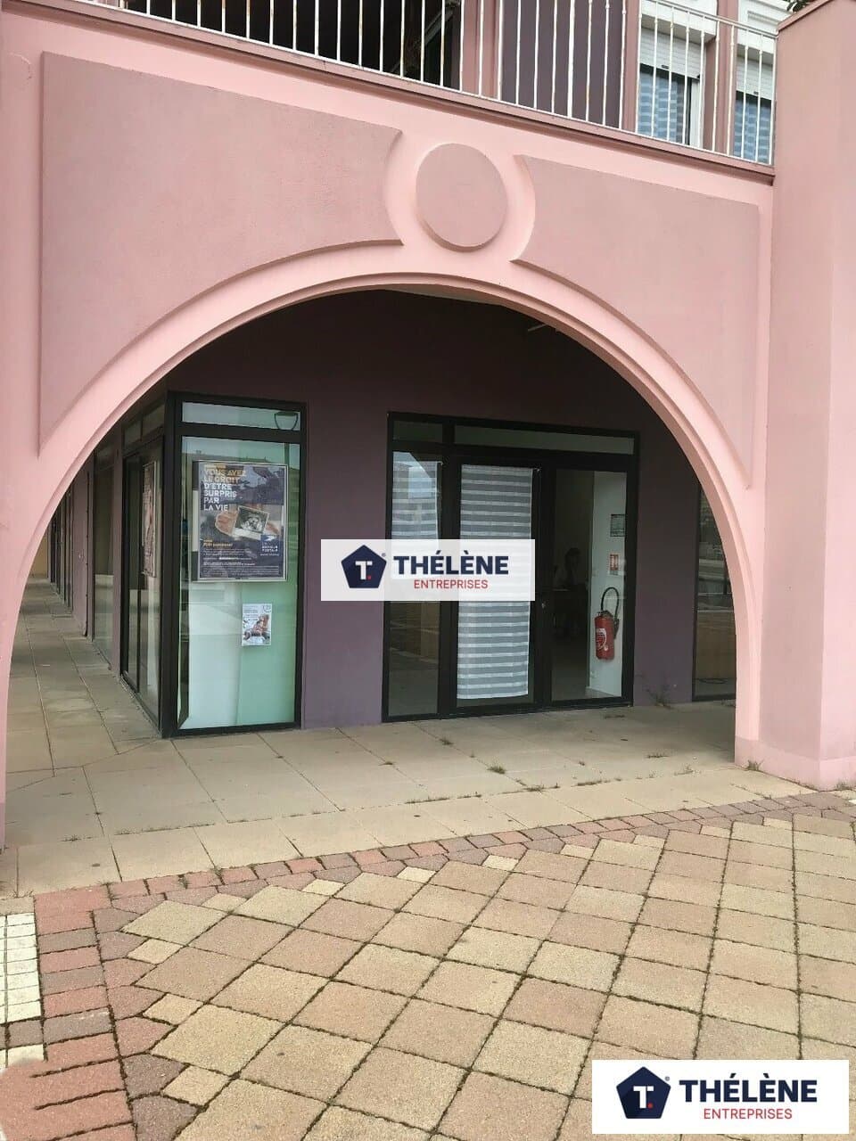 Local commercial · 28 m² · Location — photo 3