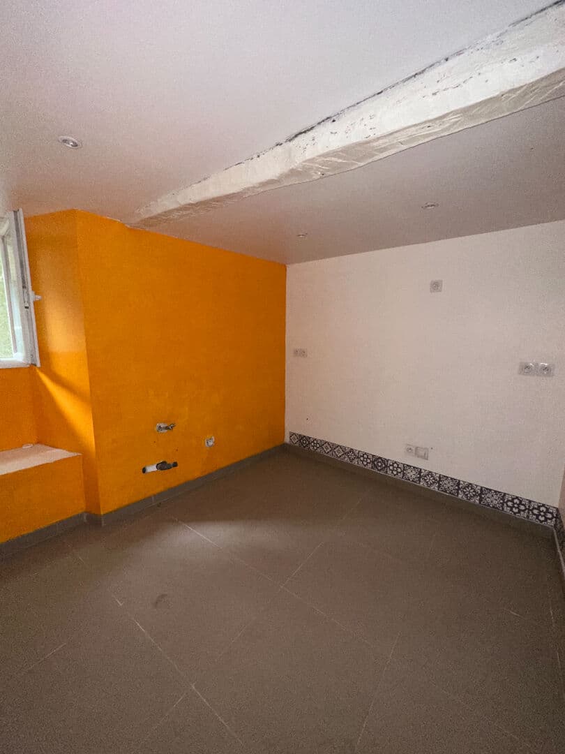 Local commercial 44 m² — VAR — photo 1