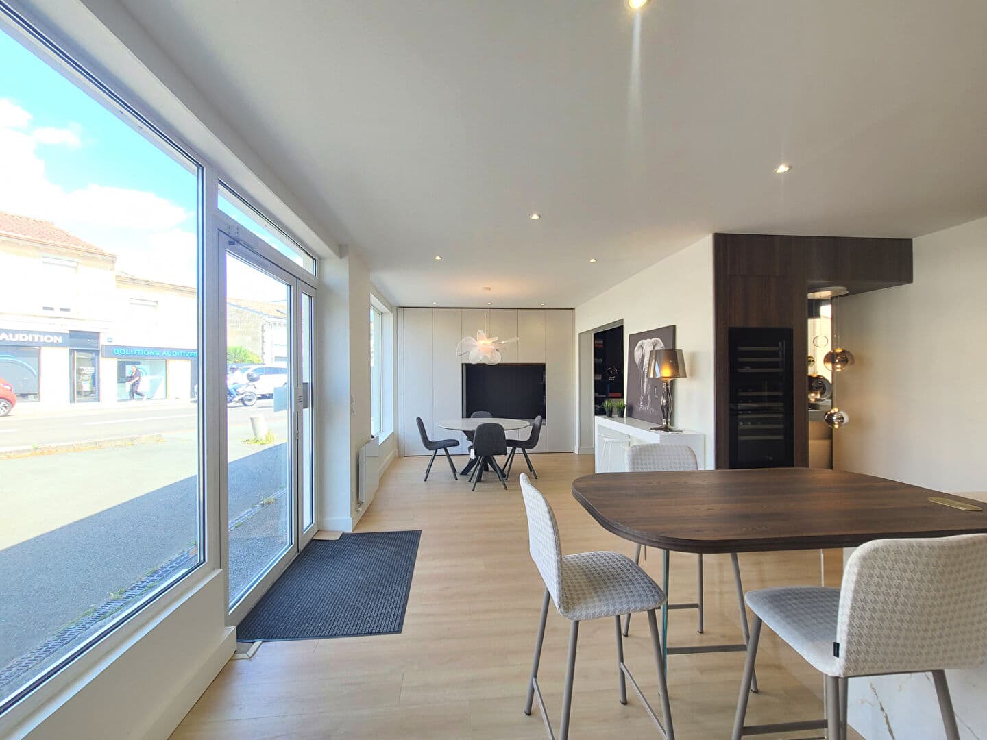 Local commercial — BORDEAUX — photo 1