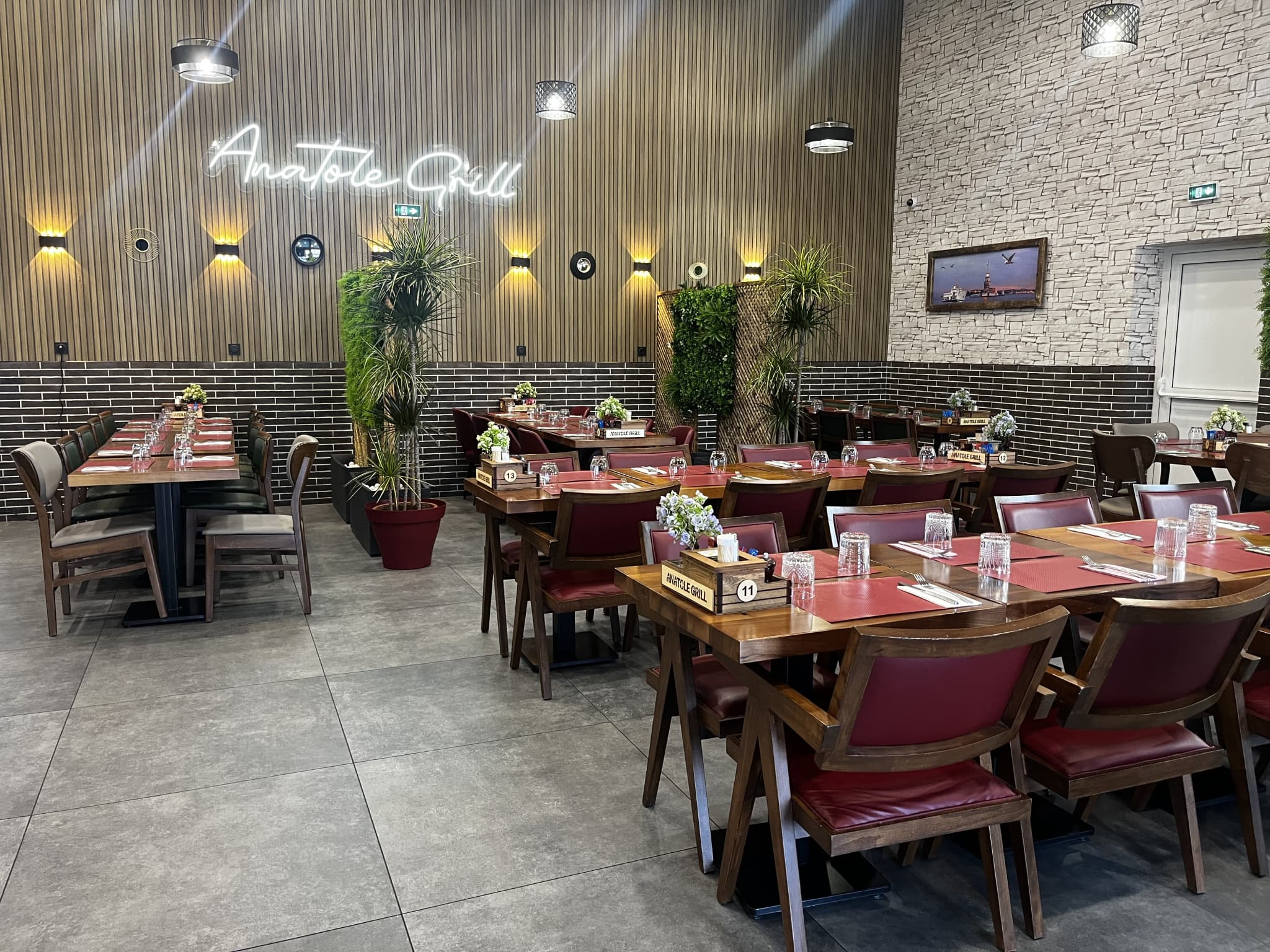 Local commercial 200 m² — REIMS — photo 1